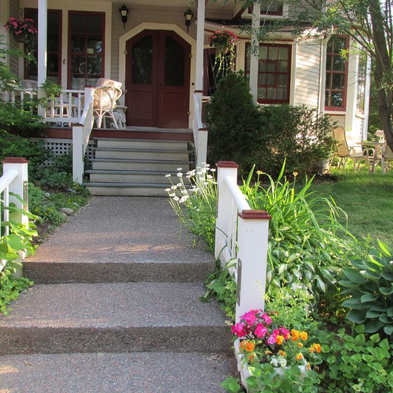 Elmwood Heritage Inn Charlottetown Buitenkant foto