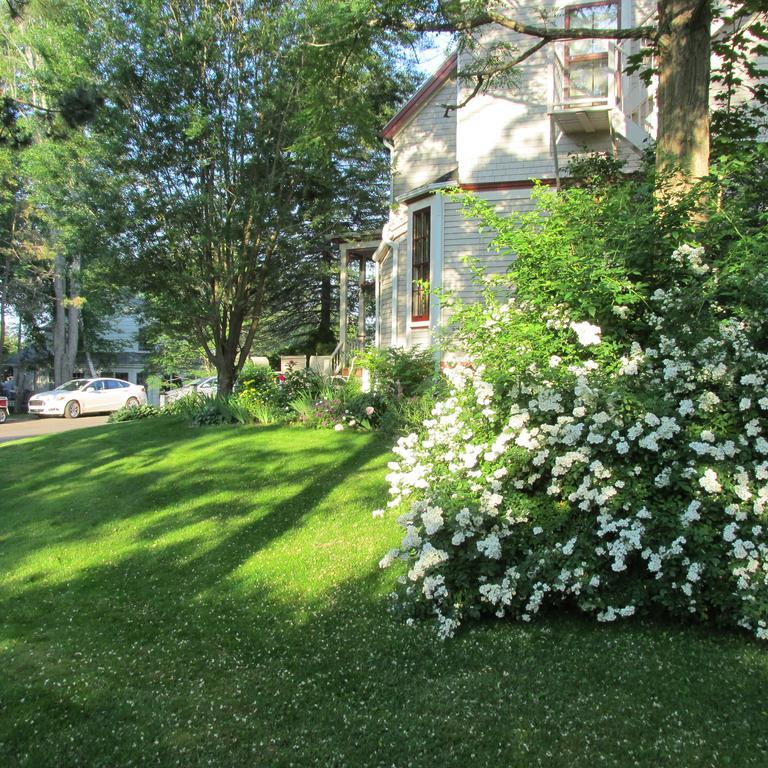 Elmwood Heritage Inn Charlottetown Buitenkant foto